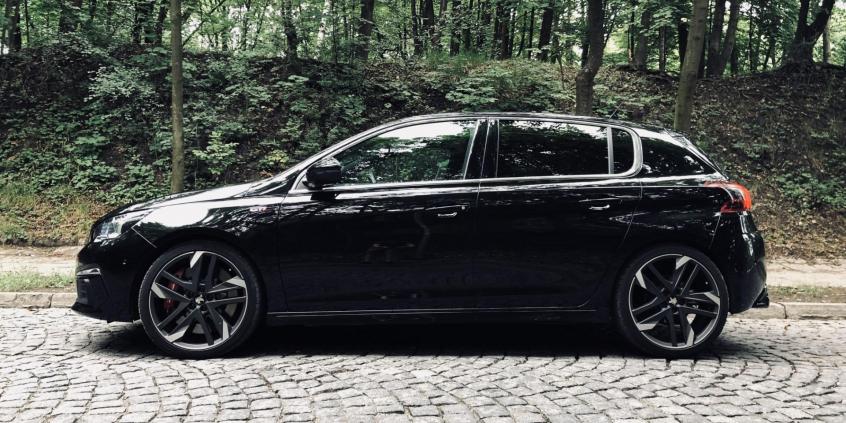 Peugeot 308 GTi – hot hatch po francusku