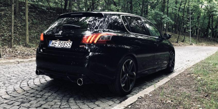 Peugeot 308 GTi – hot hatch po francusku