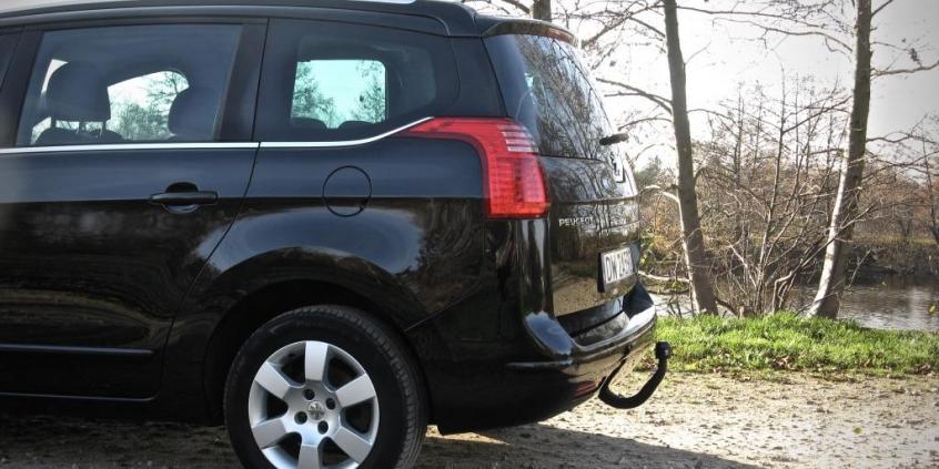 Peugeot 5008 pierwszej generacji – ciekawa propozycja dla rodziny