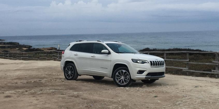 Prawdziwy SUV po zabiegu upiększającym – nowy Jeep Cherokee