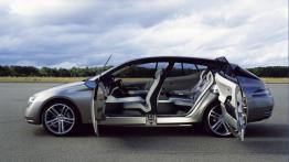 Mercedes F500 - lewy bok