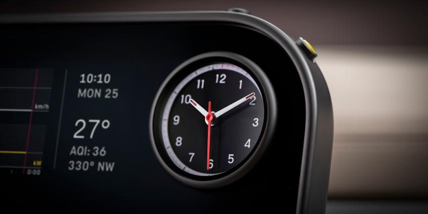 Tak wyglądałby samochód od Apple. Premiera elektrycznego Ferrari Luce dzieli fanów marki