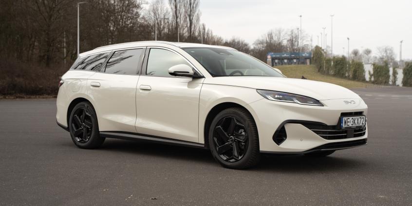 BYD Seal 6 DM-i Touring Comfort to całkiem niezły chiński Passat, ale bywa też męczący