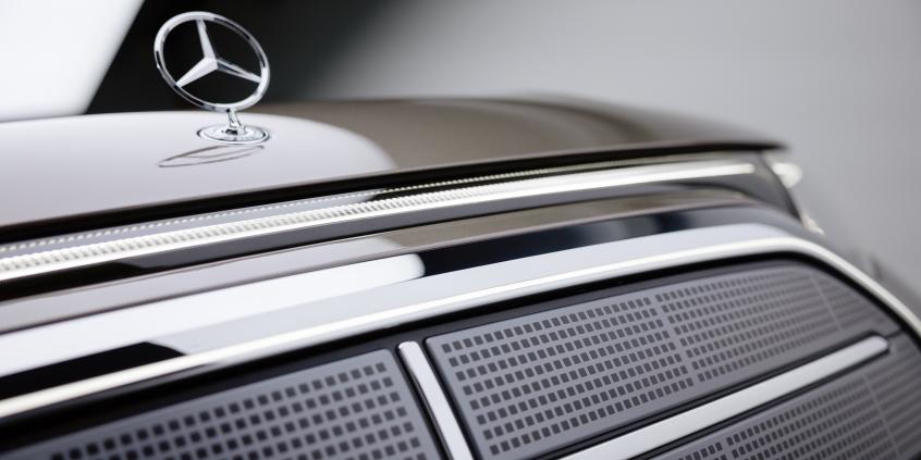 Mercedes VLE 2026 to szczyt luksusu w skórze vana. Ma kino 8K, technologię 800V i zwrotność auta miejskiego