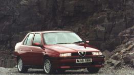 Alfa Romeo 155 - ostatnia kanciasta Alfa