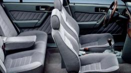 Alfa Romeo 155 - ostatnia kanciasta Alfa