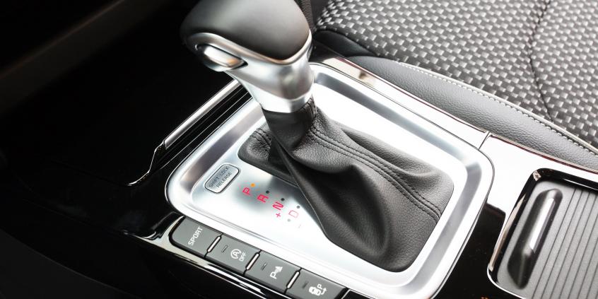 Jak jeździć ze skrzynią dwusprzęgłową? Praktyczny poradnik