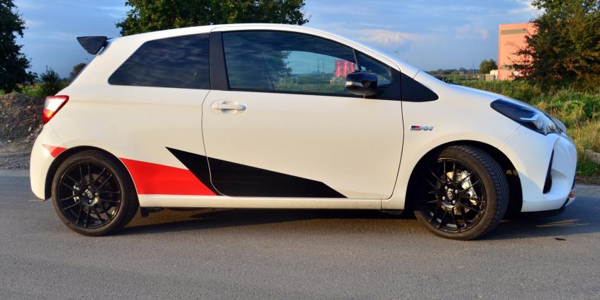 Toyota Yaris GRMN – Fiestę ST i Polo GTi rozstawia po kątach!