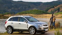 Opel Antara Facelifting - prawy bok