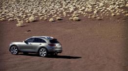 Infiniti FX - lewy bok