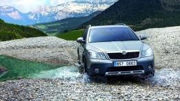 Skoda Octavia II Scout Facelifting - widok z przodu
