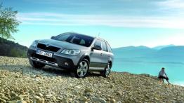 Skoda Octavia II Scout Facelifting - widok z przodu
