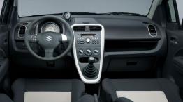 Suzuki Splash Facelifting - pełny panel przedni