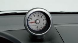 Suzuki Splash Facelifting - obrotomierz