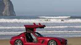 Mercedes SLS AMG - prawy bok