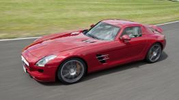 Mercedes SLS AMG - widok z przodu