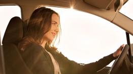 Suzuki Splash Facelifting - widok ogólny wnętrza z przodu