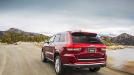 Jeep Grand Cherokee IV Facelifting - widok z tyłu