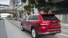 Jeep Grand Cherokee IV Facelifting - widok z tyłu