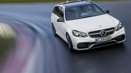 Mercedes E 63 AMG (W212) kombi Facelifting - widok z przodu