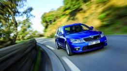 Skoda Octavia II RS Kombi Facelifting - widok z przodu