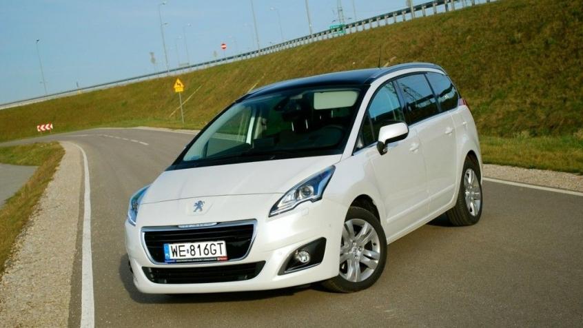 Peugeot 5008 I Minivan Facelifting