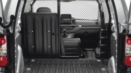 Peugeot Partner II Furgon Facelifting - tylna kanapa złożona, widok z bagażnika