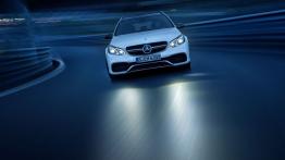 Mercedes E 63 AMG (W212) kombi Facelifting - widok z przodu