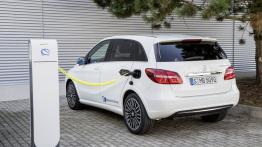 Mercedes klasy B Electric Drive (W 242) Facelifting - widok z tyłu