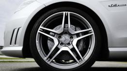 Mercedes Klasa E 63AMG - koło