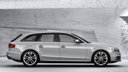 Audi S4 Avant Facelifting - prawy bok