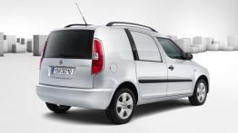 Skoda Praktik Facelifting - widok z tyłu