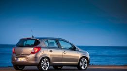 Opel Corsa D Hatchback 5d Facelifting - widok z tyłu