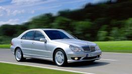 Mercedes C32 AMG - widok z przodu