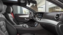 Nowa Klasa E po raz pierwszy jako AMG