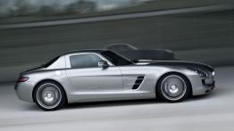 Mercedes SLS AMG - prawy bok