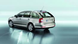 Skoda Octavia II Kombi Facelifting - lewy bok