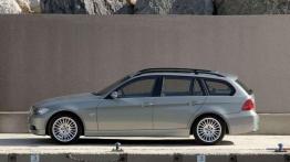 Nowy Ford Focus kombi vs używane BMW serii 3 Touring