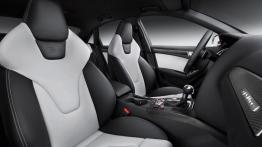 Audi S4 Facelifting - widok ogólny wnętrza z przodu