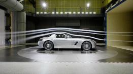 Mercedes SLS AMG - prawy bok
