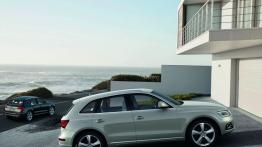 Audi Q5 Facelifting - prawy bok