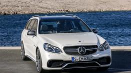 Mercedes E 63 AMG (W212) kombi Facelifting - widok z przodu