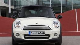 Mini Cooper II D Facelifting - widok z przodu
