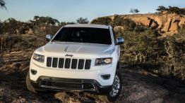 Jeep Grand Cherokee IV Facelifting - widok z przodu