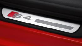 Audi S4 Facelifting - listwa progowa