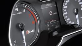 Audi S4 Avant Facelifting - komputer pokładowy