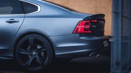 Volvo S90 D4 Polestar – fabryczny chip tuning?