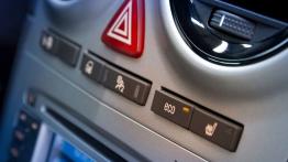 Opel Corsa D Hatchback 5d Facelifting - konsola środkowa