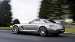 Mercedes SLS AMG - widok z tyłu