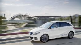Mercedes klasy B Electric Drive (W 242) Facelifting - lewy bok